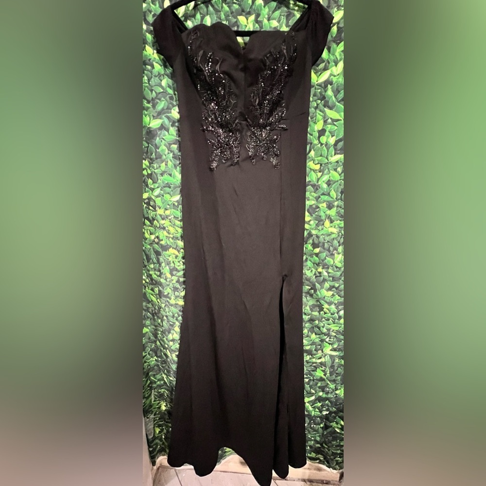 NWOT Black Beaded long gown with sweetheart neckline and knee high slit